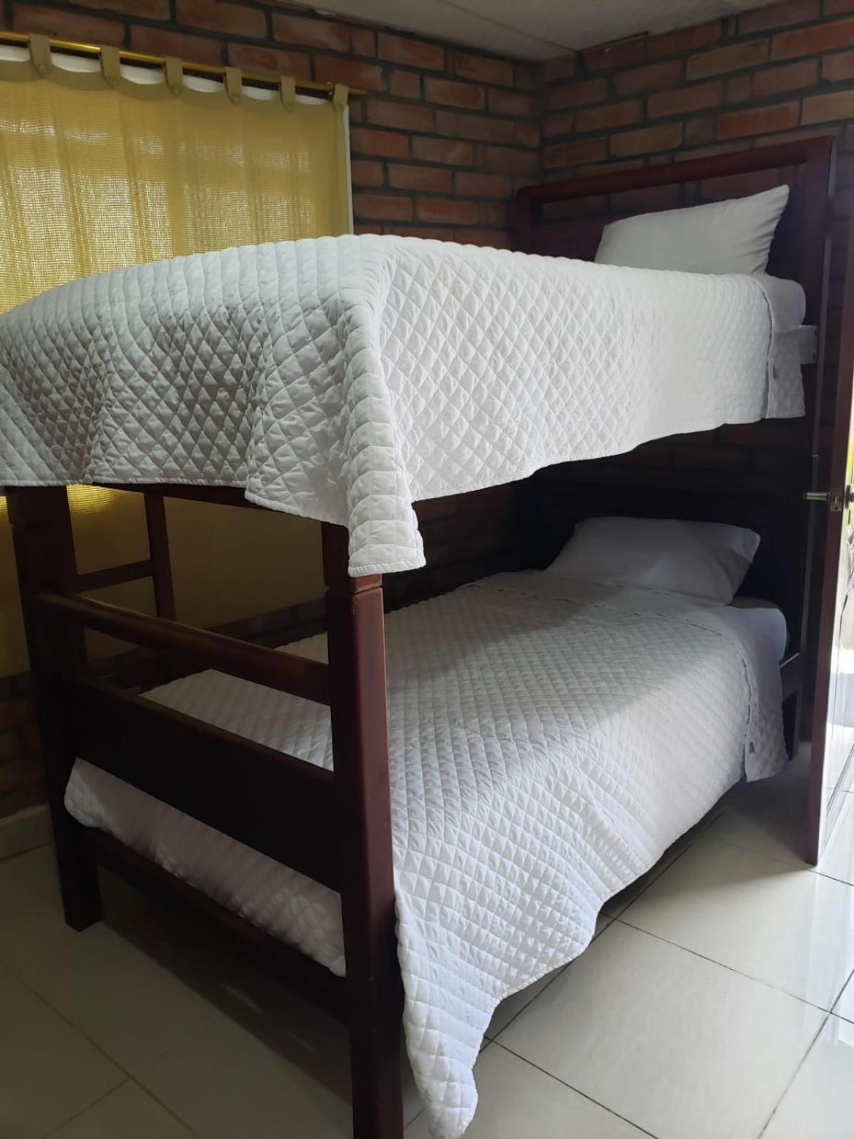 Hotel Hosteria Cacique Wasi Puyo Esterno foto